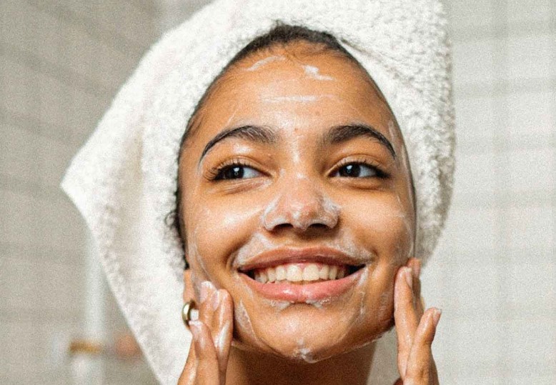 How to Build a Skincare Routine for Glowing Skin at Home